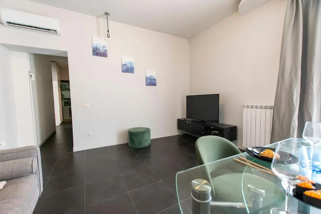 We Home - Sarpi House - Milano 0*, Milan Italy