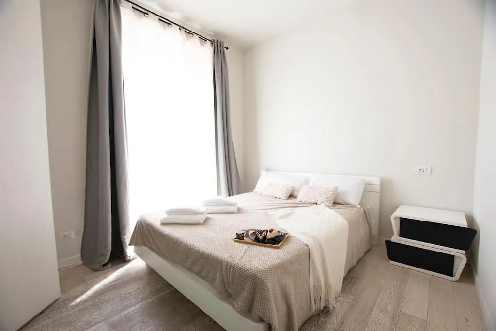 Apartment We Home - Sarpi House - Milano