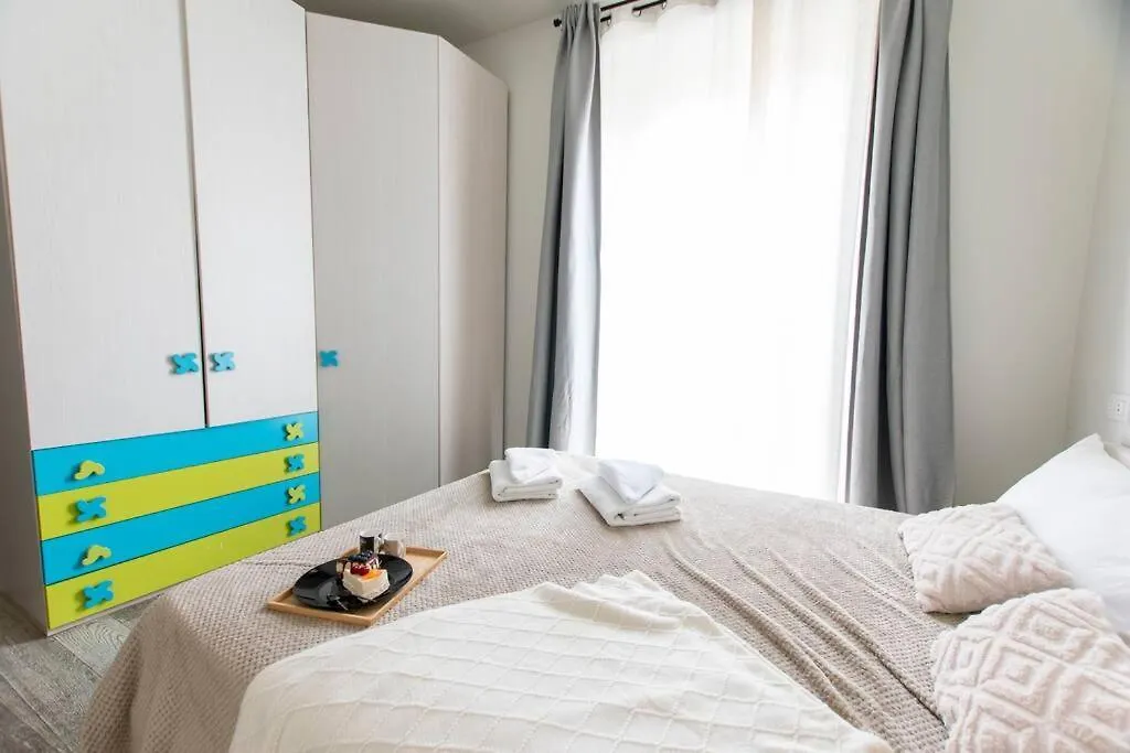We Home - Sarpi House - Milano Apartment Milan